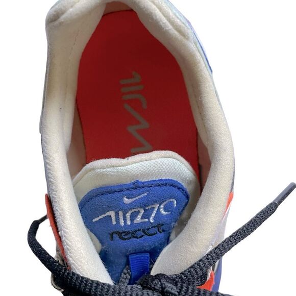 NIKE AIR MAX 270 React - Picture 6 of 8
